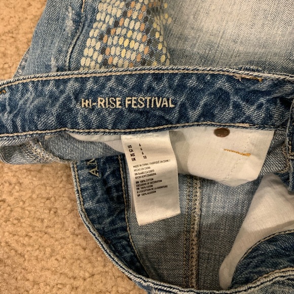 American Eagle Hi-Rise Festival Short - Picture 4 of 5